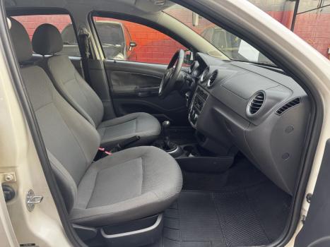 VOLKSWAGEN Voyage 1.6 4P TREND FLEX, Foto 10