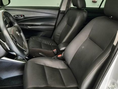 TOYOTA Yaris Sedan 1.5 16V 4P FLEX XLS MULTIDRIVE AUTOMTICO CVT, Foto 4