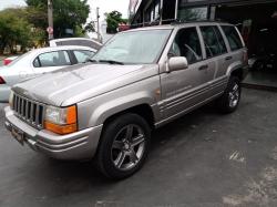 JEEP Grand Cherokee 4.0 6 CILINDROS 12V 4P 4X4 LAREDO AUTOMTICO