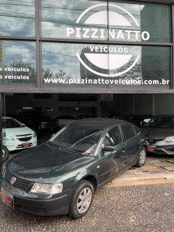 VOLKSWAGEN Passat 1.8 20V 4P