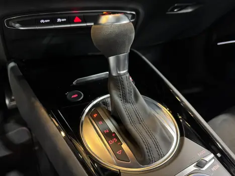 AUDI TT RS 2.5 TFSI TURBO COUP QUATTRO S-TRONIC AUTOMTICO, Foto 17