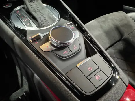 AUDI TT RS 2.5 TFSI TURBO COUP QUATTRO S-TRONIC AUTOMTICO, Foto 18