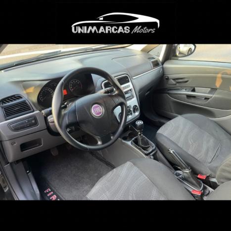 FIAT Punto 1.4 FLEX 4P, Foto 5