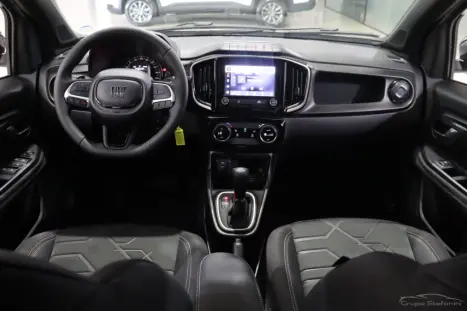 FIAT Strada 1.3 4P FIREFLY FLEX VOLCANO CABINE DUPLA AUTOMTICO, Foto 6