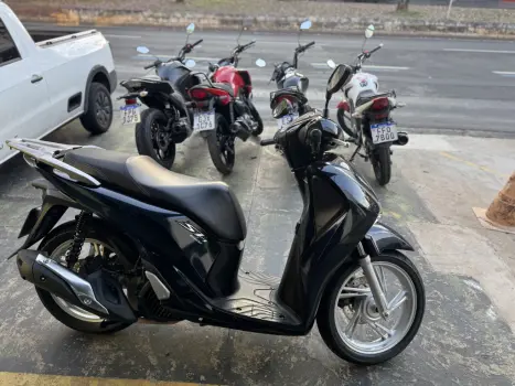 HONDA SH 150 I DLX, Foto 4