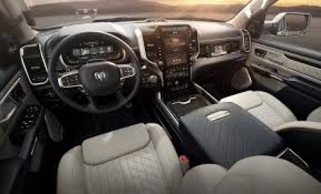 RAM 1500 5.7 V8 CLASSIC LARAMIE CABINE DUPLA 4X4 AUTOMTICO, Foto 4