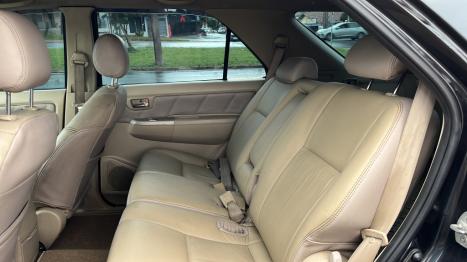 TOYOTA Hilux SW4 3.0 V6 12V 4P 4X4 AUTOMTICO, Foto 6