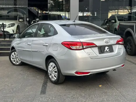 TOYOTA Yaris Sedan 1.5 16V 4P FLEX XL MULTIDRIVE AUTOMTICO CVT, Foto 4