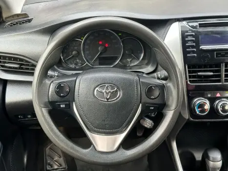TOYOTA Yaris Sedan 1.5 16V 4P FLEX XL MULTIDRIVE AUTOMTICO CVT, Foto 7