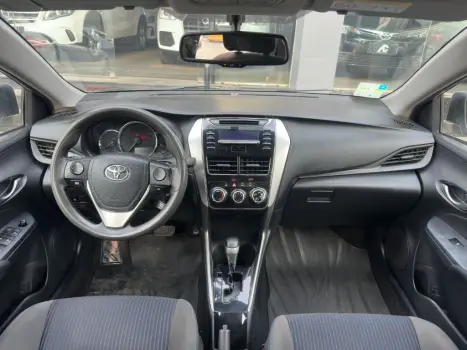 TOYOTA Yaris Sedan 1.5 16V 4P FLEX XL MULTIDRIVE AUTOMTICO CVT, Foto 10