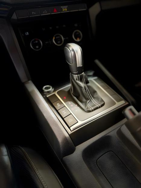 VOLKSWAGEN Amarok 3.0 V6 CABINE DUPLA HIGHLINE EXTREME 4X4 TURBO INTERCOOLER AUTOMTICO, Foto 9