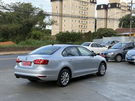 VOLKSWAGEN Jetta 2.0 4P CONFORTLINE TIPTRONIC AUTOMTICO, Foto 6