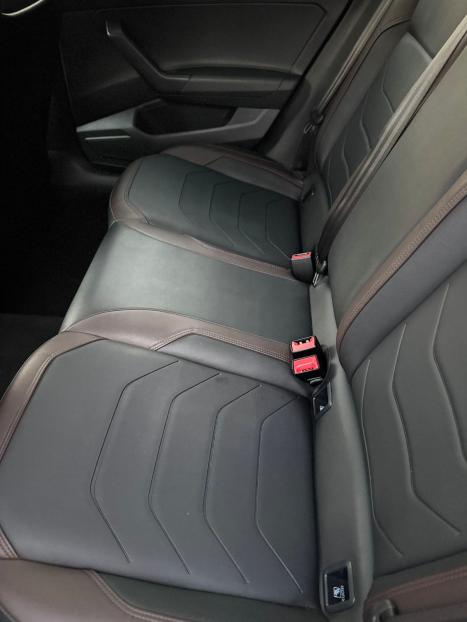 VOLKSWAGEN Virtus 1.0 4P 200 TSI FLEX HIGHLINE AUTOMTICO, Foto 6