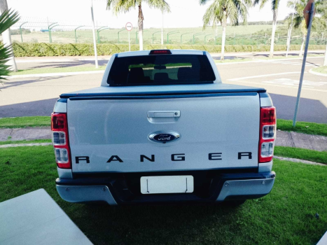 FORD Ranger 2.2 16V XLS DIESEL 4X4 CABINE DUPLA AUTOMTICO, Foto 2