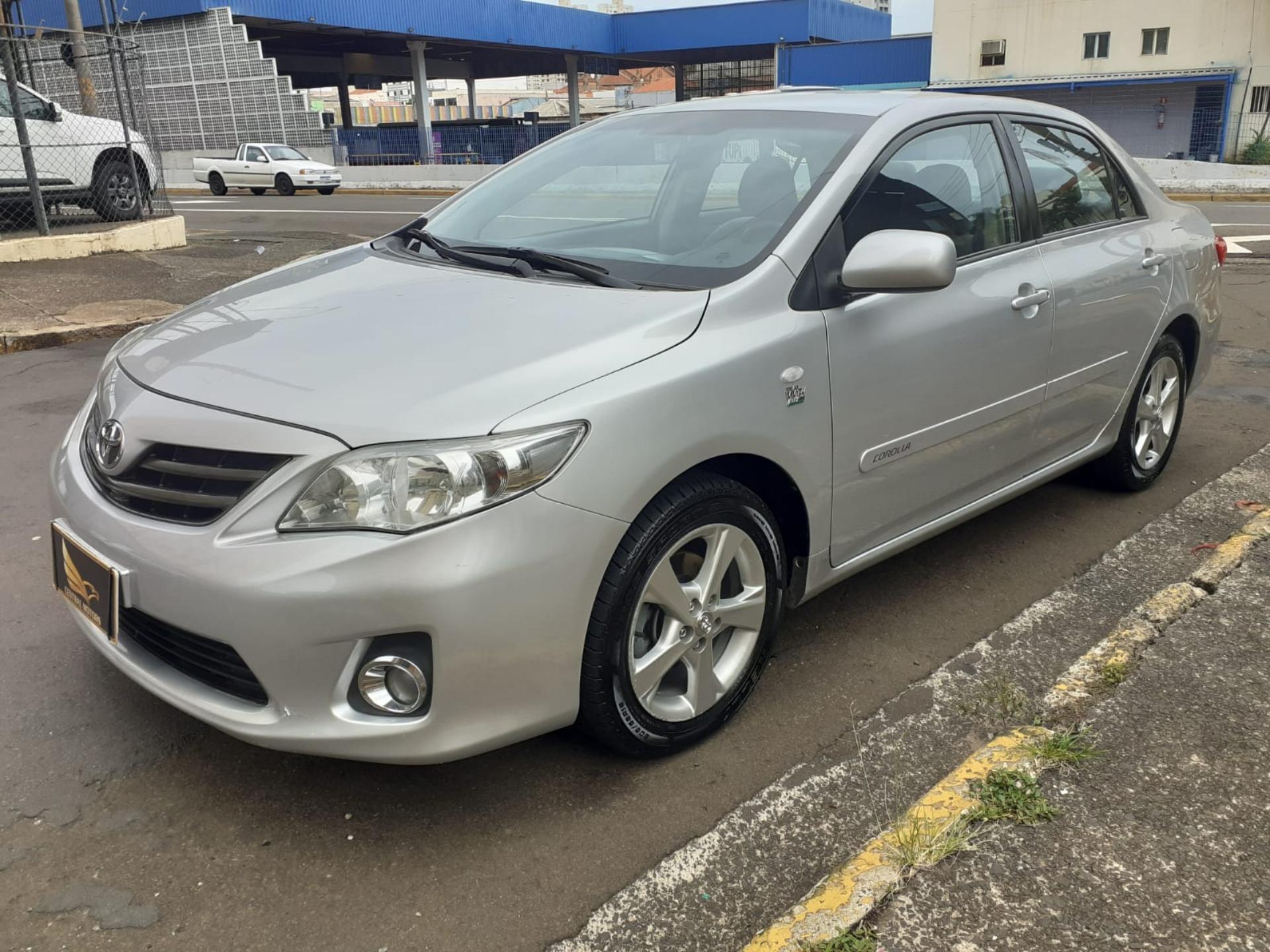 Toyota corolla 1.8 16v 4p Gli Flex Automático 2014
