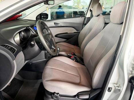 HYUNDAI HB 20 Sedan 1.6 16V 4P FLEX COMFORT PLUS, Foto 4