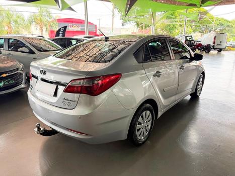 HYUNDAI HB 20 Sedan 1.6 16V 4P FLEX COMFORT PLUS, Foto 17