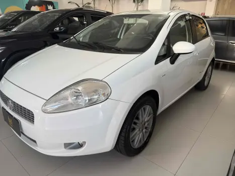 FIAT Punto 1.8 16V 4P FLEX ESSENCE DUALOGIC AUTOMATIZADO, Foto 1