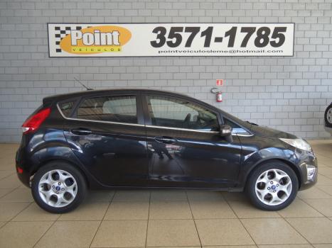 FORD Fiesta Hatch 1.6 4P SE FLEX, Foto 2