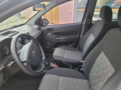 FORD Fiesta Hatch 1.6 4P FLEX, Foto 3
