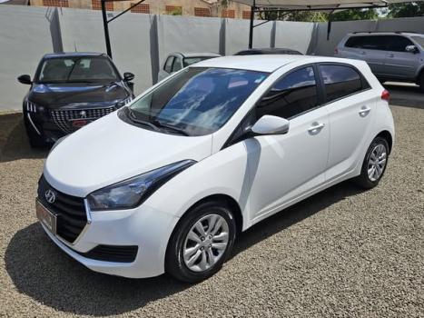 HYUNDAI HB 20 Hatch 1.6 16V 4P FLEX COMFORT PLUS, Foto 1
