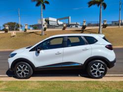 RENAULT Captur 1.6 16V 4P FLEX SCE INTENSE X-TRONIC CVT