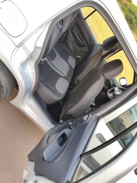 FIAT Uno 1.0 4P FLEX EVO ATTRACTIVE, Foto 5