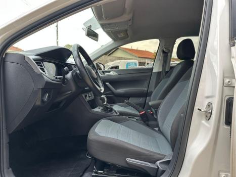 VOLKSWAGEN Nivus 1.0 4P FLEX 200 TSI COMFORTLINE TURBO AUTOMTICO, Foto 9