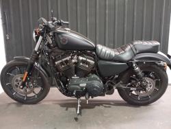 HARLEY DAVIDSON Sportster XL 883 IRON