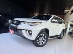 TOYOTA Hilux SW4 2.8 4P SRX 4X4 TURBO DIESEL AUTOMTICO