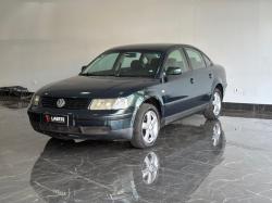 VOLKSWAGEN Passat 1.8 20V 4P