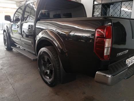 NISSAN Frontier 2.5 XE 4X4 TURBO DIESEL CABINE DUPLA, Foto 2