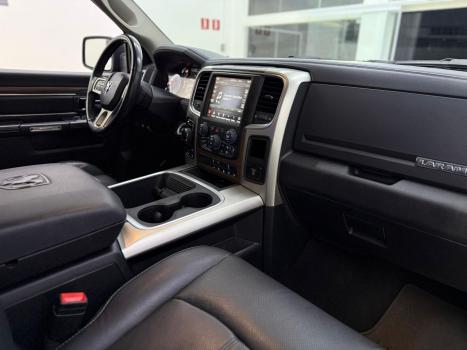 RAM 1500 5.7 V8 LIMITED NIGHT EDITION CABINE DUPLA 4X4 AUTOMTICO, Foto 15