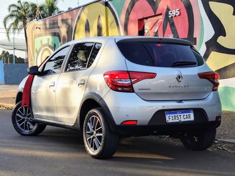 RENAULT Sandero 1.6 16V 4P FLEX SCE INTENSE X-TRONC AUTOMTICO CVT, Foto 6