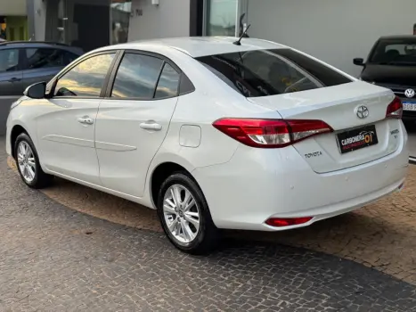 TOYOTA Yaris Sedan 1.5 16V 4P FLEX XL PLUS TECH MULTIDRIVE AUTOMTICO CVT, Foto 15