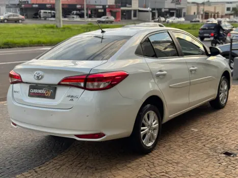 TOYOTA Yaris Sedan 1.5 16V 4P FLEX XL PLUS TECH MULTIDRIVE AUTOMTICO CVT, Foto 14