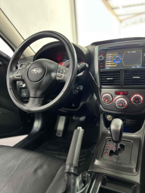 SUBARU Impreza Hatch 2.0 16V 4P 4x4 AUTOMTICO, Foto 12