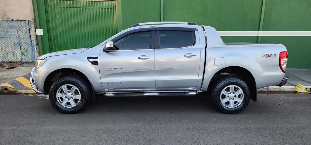 Ford ranger 3.2 20v Cabine Dupla 4x4 Limited Turbo Diesel Automático 2015