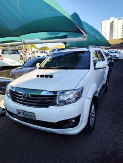 TOYOTA Hilux SW4 3.0 16V 4P SRV 4X4 TURBO DIESEL AUTOMTICO