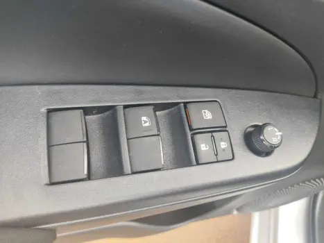 TOYOTA Yaris Hatch 1.5 16V 4P FLEX XL MULTIDRIVE AUTOMTICO CVT, Foto 12